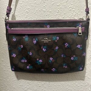 coach bag, brown with purple flowers, in really good conditions